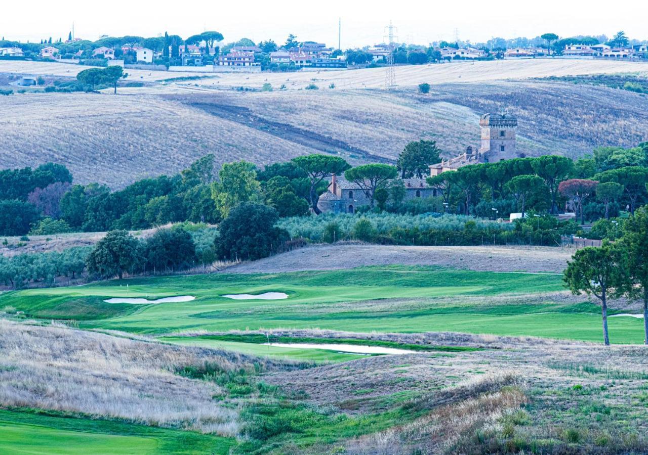 Villa Silvia Marco Simone ภายนอก รูปภาพ